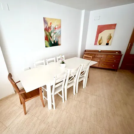 Apartamento En El Edificio Barlovento, Situado En El Centro De Alcossebre, A 150m Del Mar