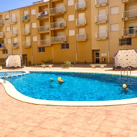 En El Edificio Barlovento, Situado En El Centro De Alcossebre, A 150m Del Mar